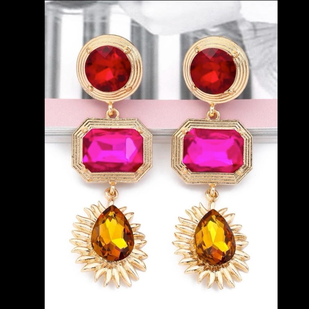 Gorgeous Jeweled Drop earrings